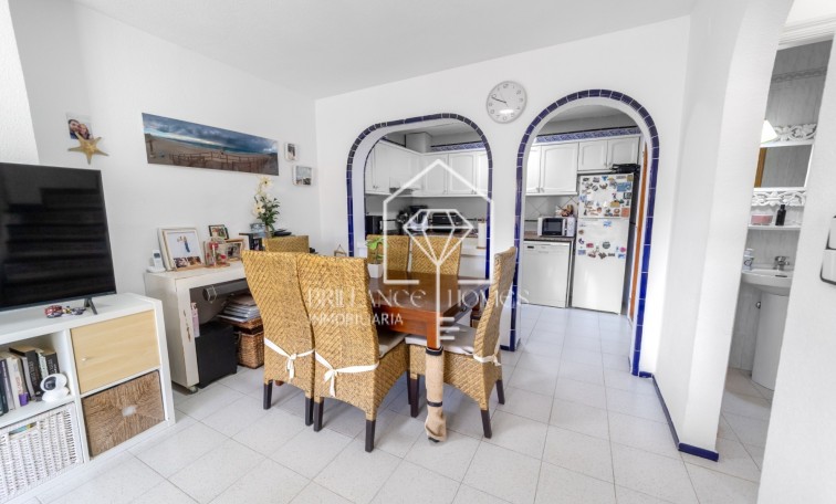 Segunda mano - Bungalow - Los Arenales del Sol - Arenales