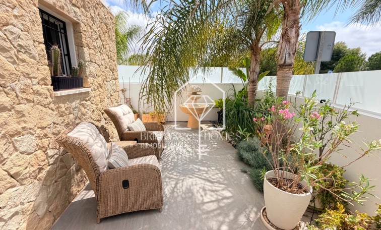 Resale - 4. House - Detached Villa - Los Montesinos - La Herrada