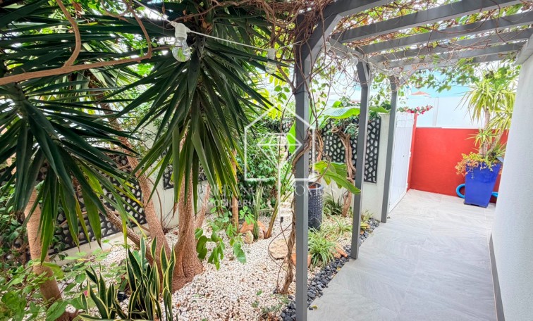 Resale - 4. House - Detached Villa - Los Montesinos - La Herrada