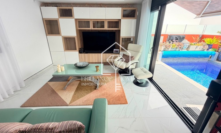 Resale - 4. House - Detached Villa - Los Montesinos - La Herrada