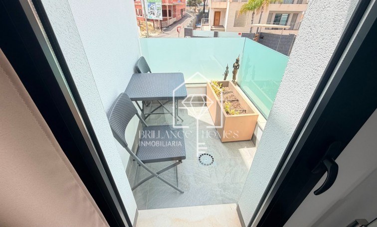 Resale - 4. House - Detached Villa - Los Montesinos - La Herrada