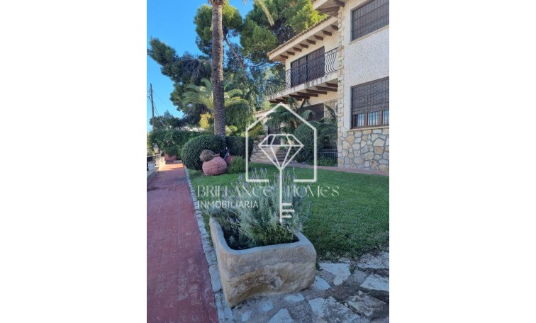 Revente - Villa - Alicante - Vistahermosa