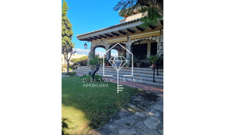 Revente - Villa - Alicante - Vistahermosa