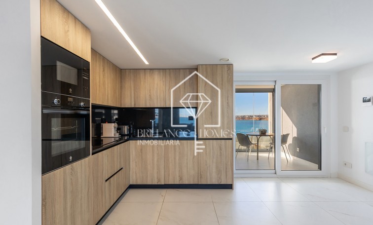 Revente - Appartement / flat - Torrevieja - Punta Prima
