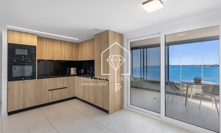 Revente - Appartement / flat - Torrevieja - Punta Prima