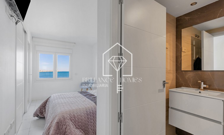 Revente - Appartement / flat - Torrevieja - Punta Prima