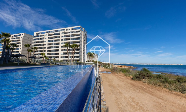 Revente - Appartement / flat - Torrevieja - Punta Prima