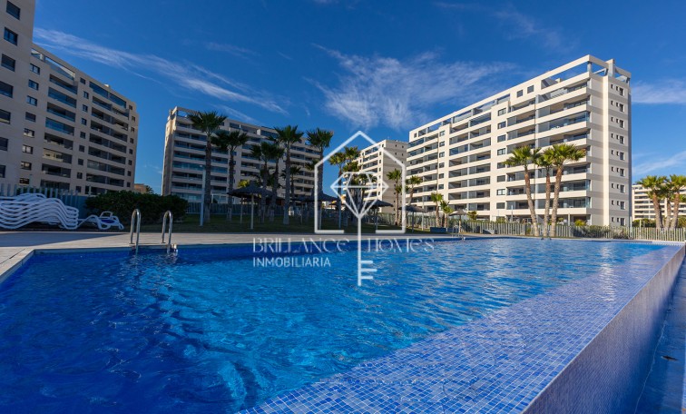 Revente - Appartement / flat - Torrevieja - Punta Prima