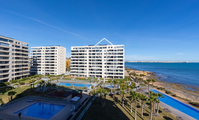 Revente - Appartement / flat - Torrevieja - Punta Prima