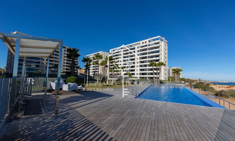 Revente - Appartement / flat - Torrevieja - Punta Prima
