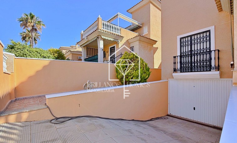 Segunda mano - Villa - Orihuela - Orihuela Costa