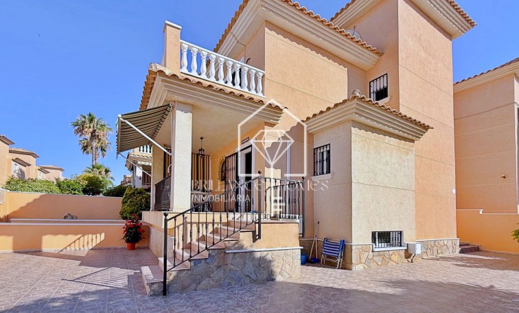 Segunda mano - Villa - Orihuela - Orihuela Costa