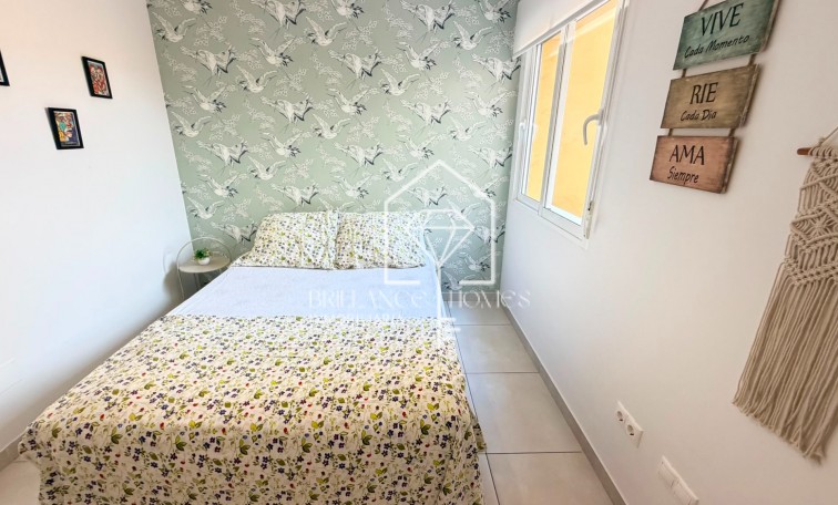 Sale - Apartment / flat - Torrevieja - Aguas Nuevas
