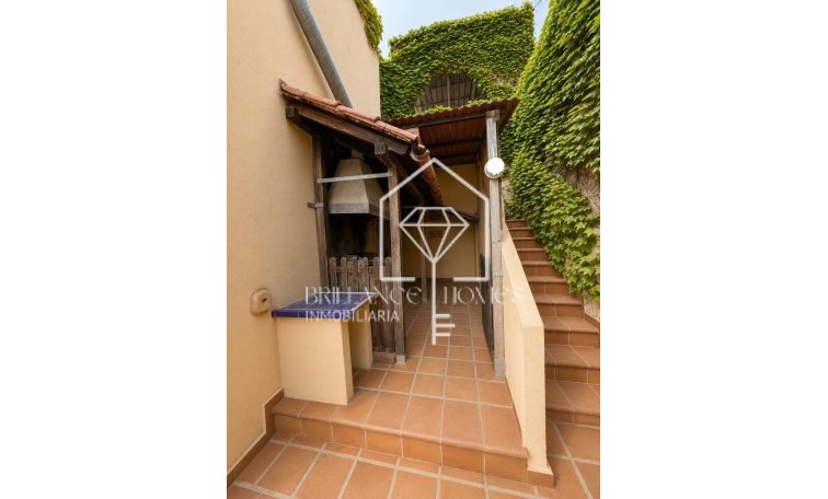 Resale - 4. House - Detached Villa - Gran Alacant