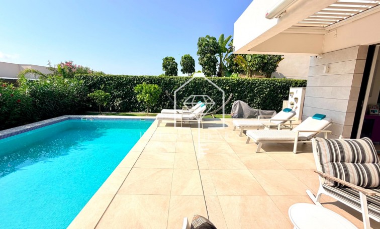 Revente - Detached villa - Los Montesinos - Los Montesinos - Urb. La Herrada