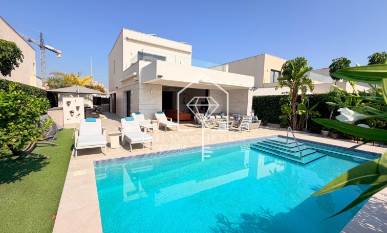 Revente - Detached villa - Los Montesinos - Los Montesinos - Urb. La Herrada