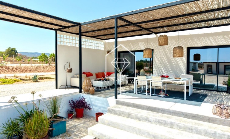 Sale - Detached villa - Pinoso