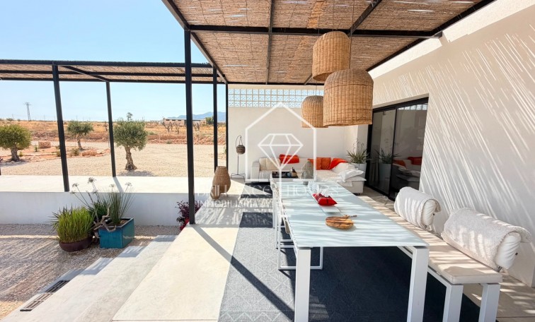 Sale - Detached villa - Pinoso