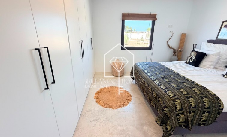 Sale - Detached villa - Pinoso