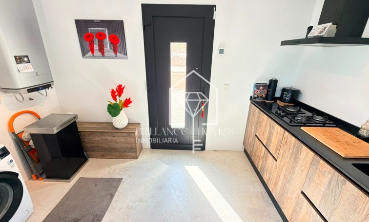 Sale - Detached villa - Pinoso