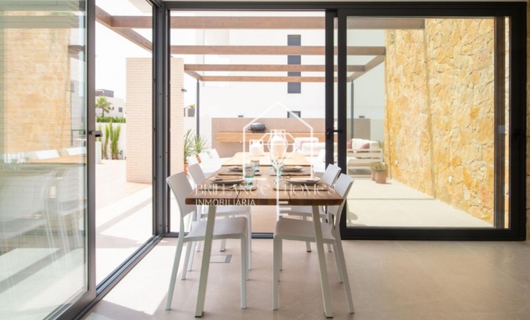 New Build - Villa - Pilar de la Horadada