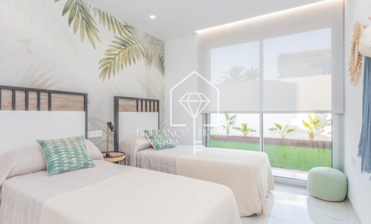 Obra nueva - Villa - Torrevieja