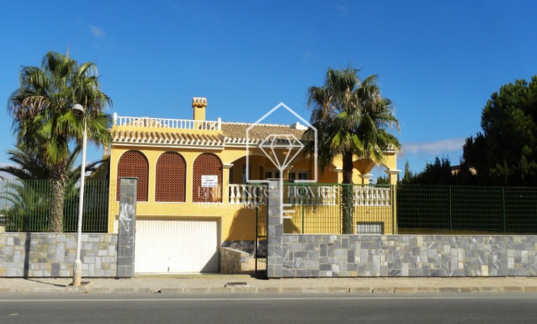 Nouvelle construction - Villa - La Manga del Mar Menor