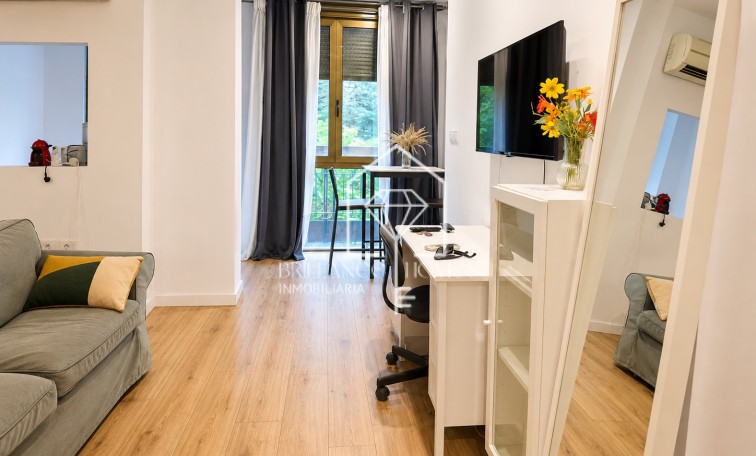 Sale - Apartment / flat - Alicante - Centro