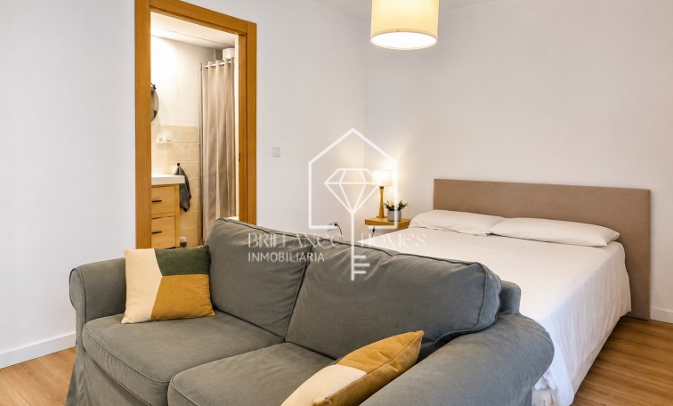 Sale - Apartment / flat - Alicante - Centro