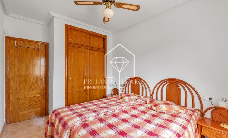 Sale - Apartment / flat - Orihuela - Villamartin