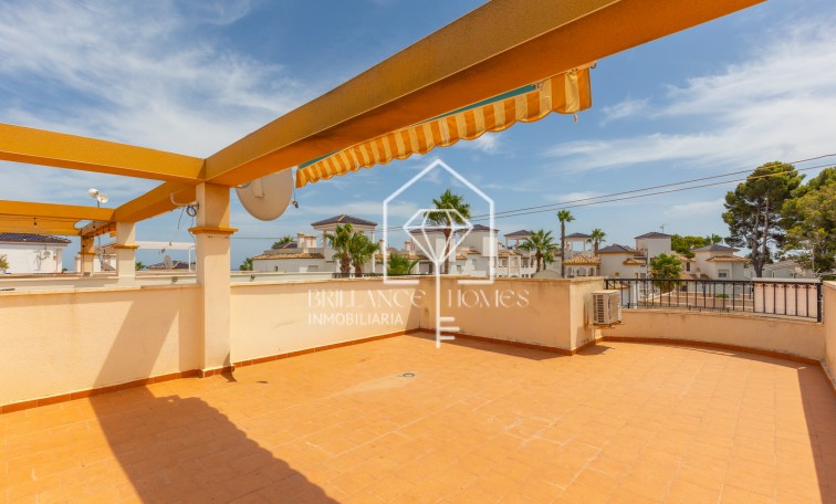 Sale - Apartment / flat - Orihuela - Villamartin