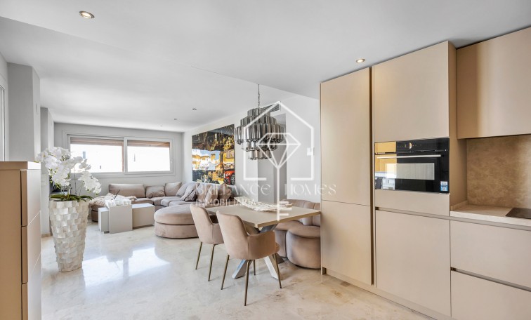Sprzedaż - Apartment/mieszkanie - Torrevieja - Punta Prima
