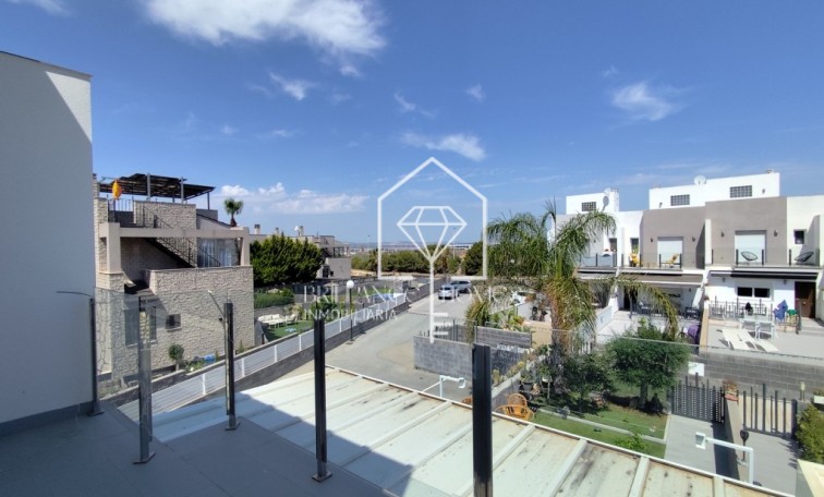 Revente - Corner townhouse - Torrevieja