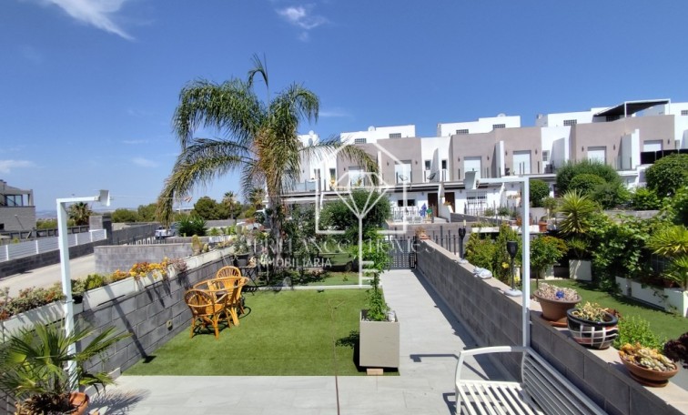 Revente - Corner townhouse - Torrevieja