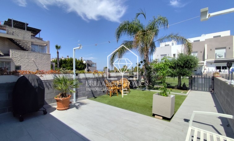 Revente - Corner townhouse - Torrevieja