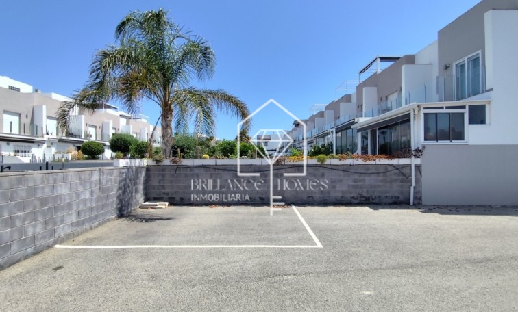 Revente - Corner townhouse - Torrevieja