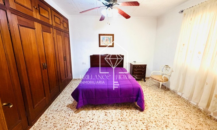 Revente - Detached villa - Crevillente