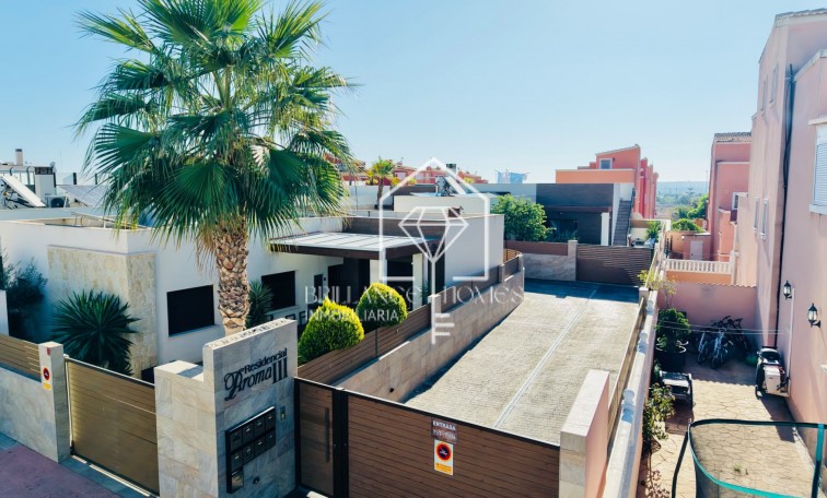 Resale - Semi Detached Villa - Los Montesinos - La Herada
