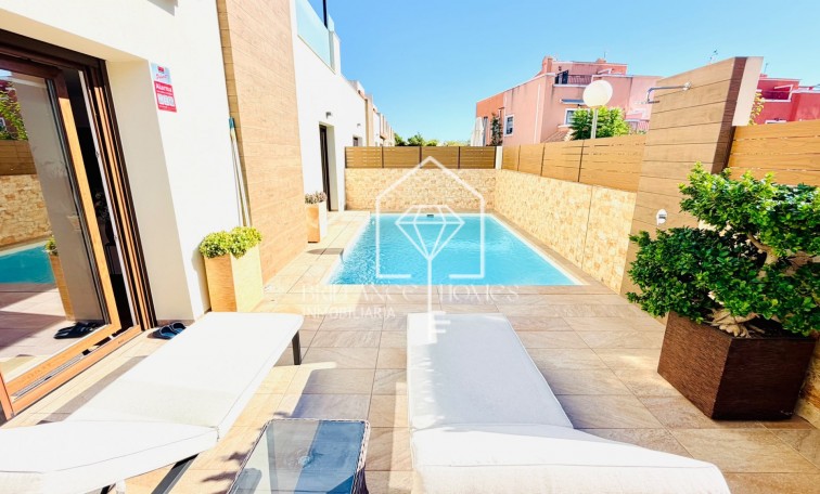 Resale - Semi Detached Villa - Los Montesinos - La Herada