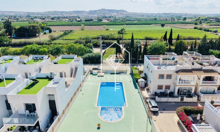 Resale - Semi Detached Villa - Daya Vieja