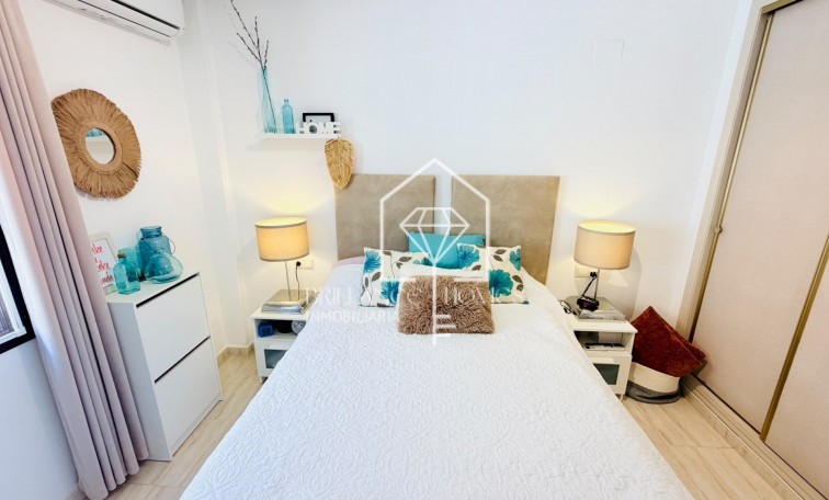 Resale - Semi Detached Villa - Daya Vieja