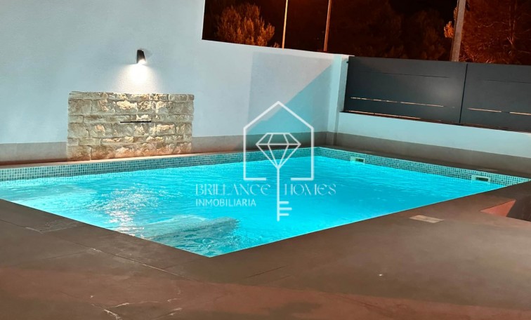Sale - Detached villa - Dolores