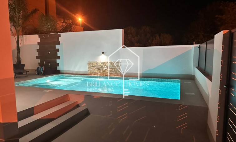 Sale - Detached villa - Dolores