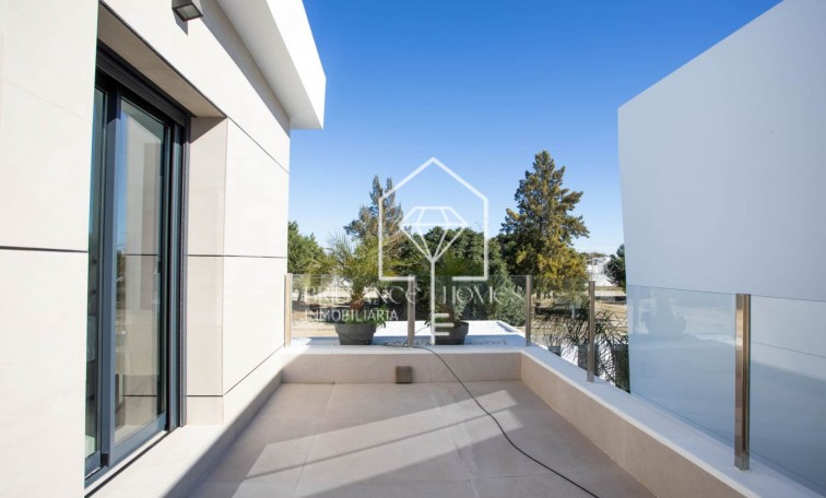 Sale - Detached villa - Dolores