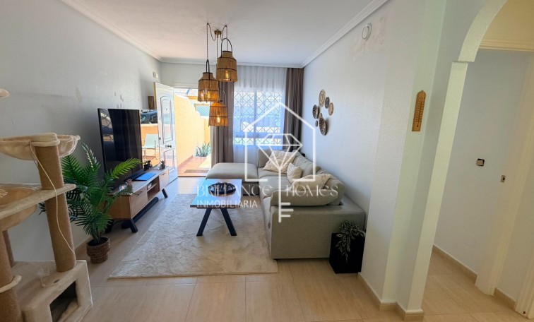 Segunda mano - Semi Detached Villa - Los Montesinos - Urbanizacion montesol