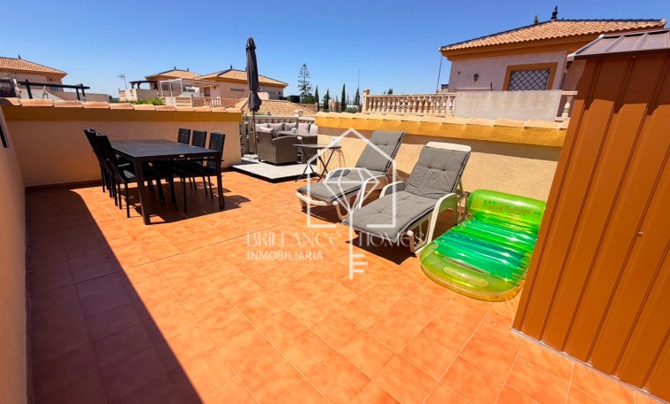 Segunda mano - Semi Detached Villa - Los Montesinos - Urbanizacion montesol