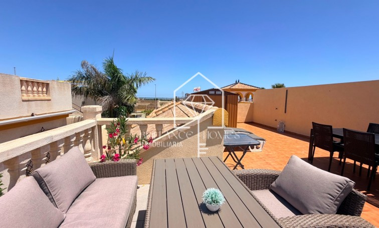 Segunda mano - Semi Detached Villa - Los Montesinos - Urbanizacion montesol