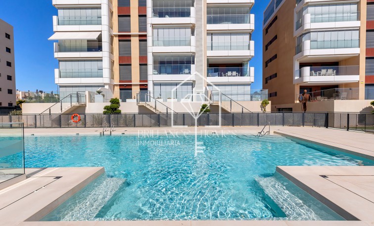 Sale - Apartment - Mil Palmeras