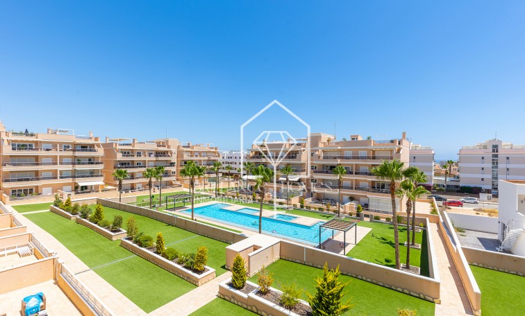 Sprzedaż - Apartament - Orihuela Costa - Villamartín-Las Filipinas