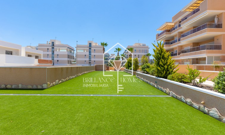 Sprzedaż - Apartament - Orihuela Costa - Villamartín-Las Filipinas